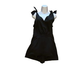 Zara Basic women’s Tie Shoulder Black Romper, size M